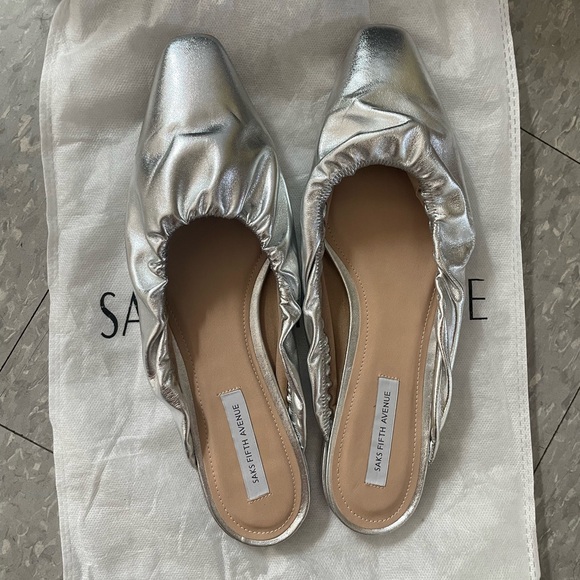 Saks Gore Square Toe Leather Flat Pumps. Silver Ballet Flats Mules, Size 9.5 - Picture 9 of 9
